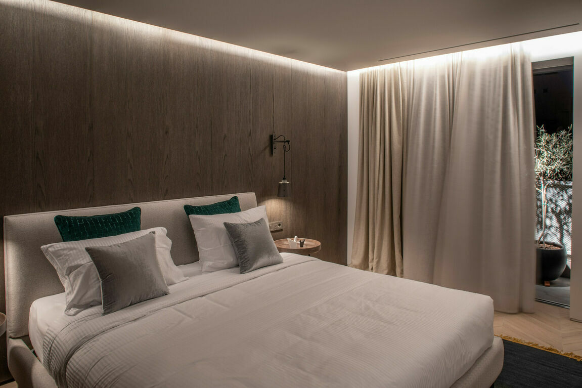 Acroview_Designers_Bedroom_6